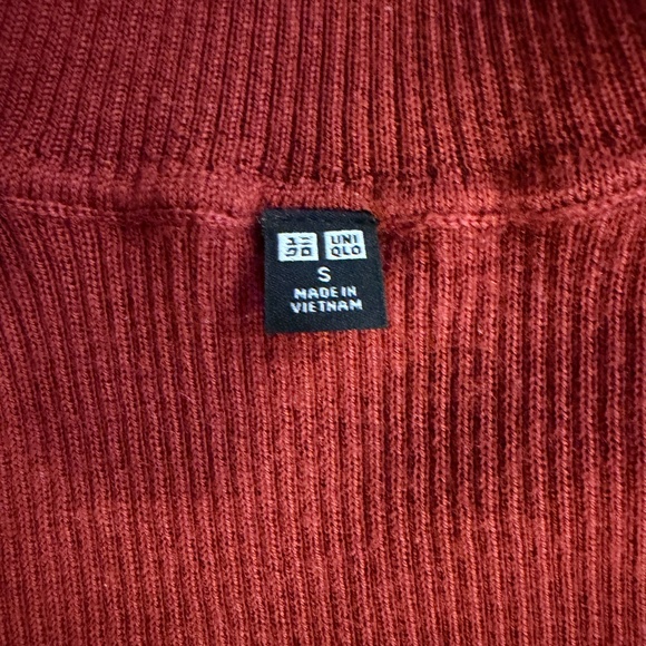 Uniqlo Merino Ribbed Sweater Turtleneck sz S - Picture 5 of 6